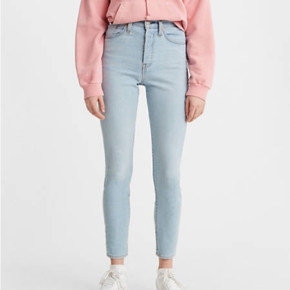 Levi’s Light Blue Wash Wedgie Skinny Jeans - Picture 1 of 8
